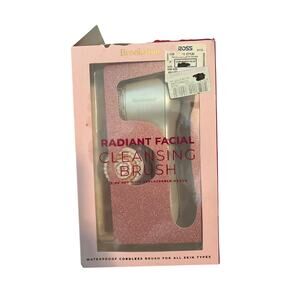 New in Box Brookstone Radiant Facial Cleansing Brush Replacement Heads